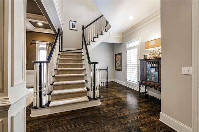 Photo - 1122 Ashton Bluff Dr NE