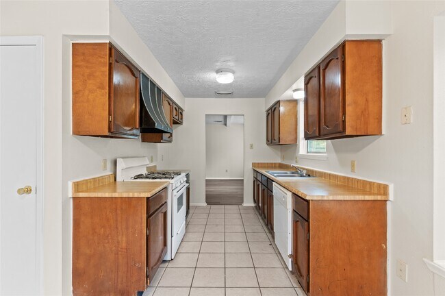 Photo - 9505 John Bank Dr