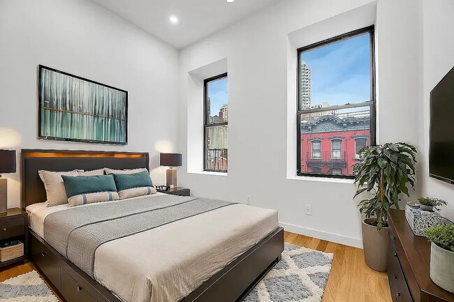 Photo - 212 E 29th St Unit 12