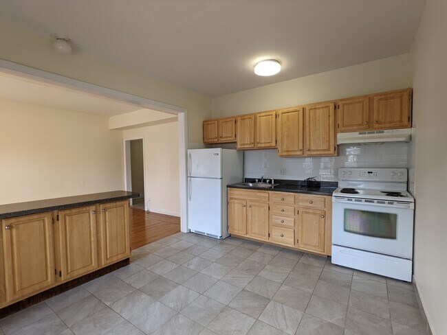 Photo - 1137 Commonwealth Ave Unit 1