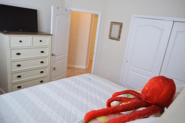 Photo - 1132 Champions Dr