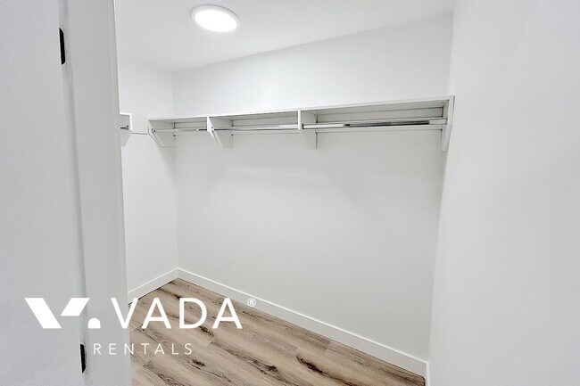 Photo - 3068 Kingsway Unité 1