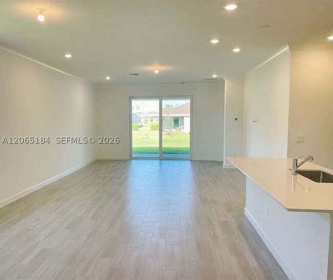 1375 Orchard Dr