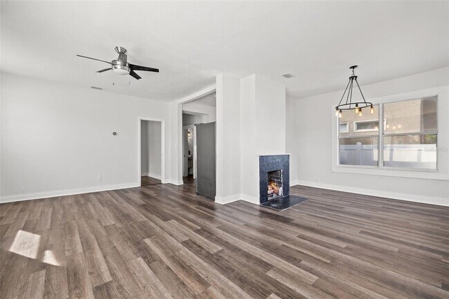 Photo - 2824 5th Ave N