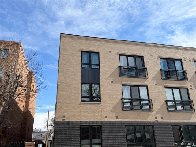 Photo - 2120 N Downing St Unit 304