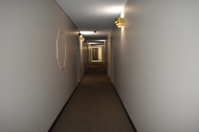 2201 S Stewart Ave Unit Stewart