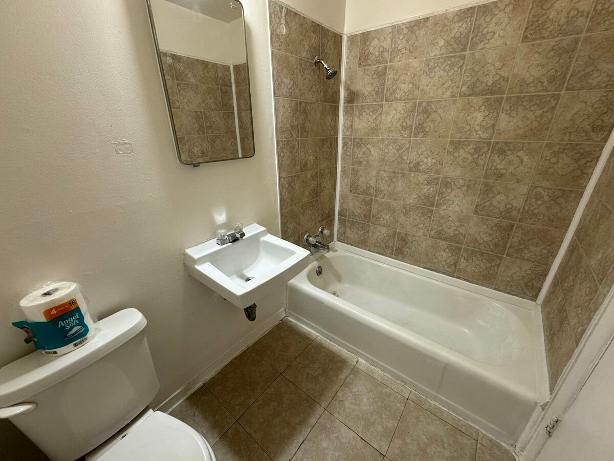 Photo - 4278 Grape Dr NE Unit 4