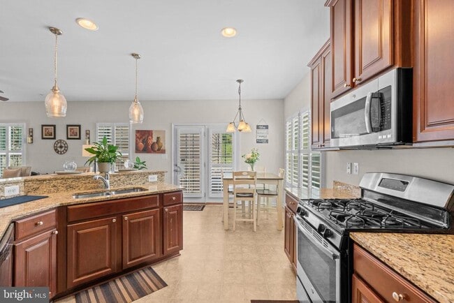 13727 Port Commerce Ct