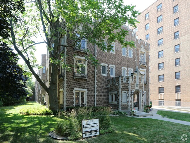 Edgewater Apartments