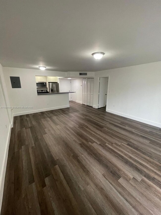 Photo - 4164 Inverrary Dr Unidad 106