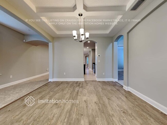 Photo - 832 Glendale Ln
