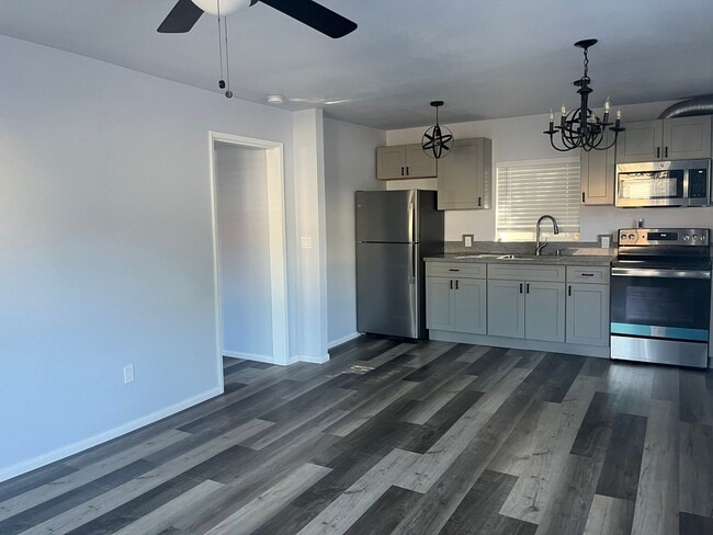 Photo - Great Downtown Location