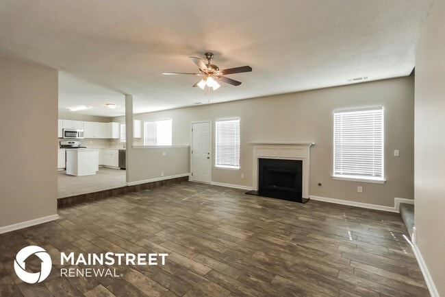 Photo - 220 Hillside Oak Ln
