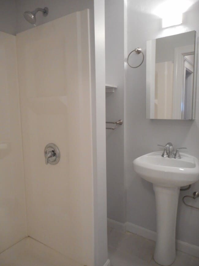 Photo - 553 Brookline Ave