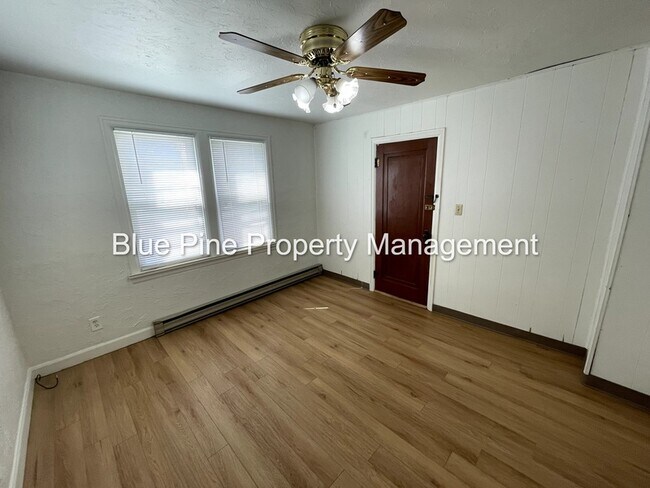 157 E Elva St Unit 2