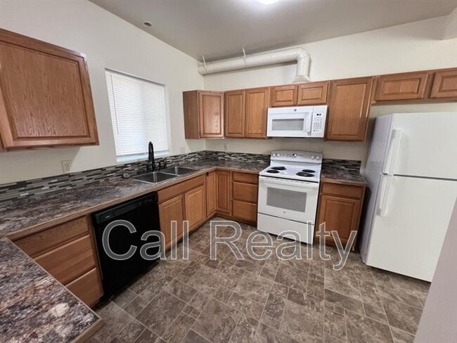 Photo - 11122 E Valleyway Ave