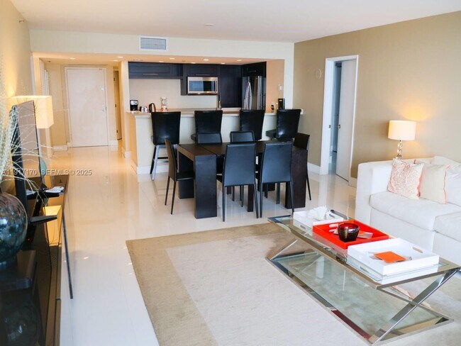 Photo - 1717 N Bayshore Dr Unit A-3847