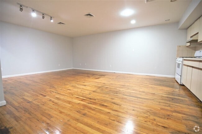 Building Photo - 116 Washington St Unit 4 Rental