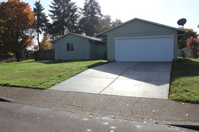 Photo - 4 bedroom 2 bath ranch house