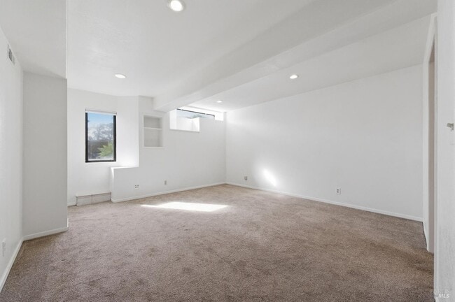 Photo - 12 Byron Cir