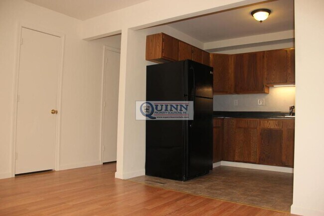 Photo - 129 E Village Rd