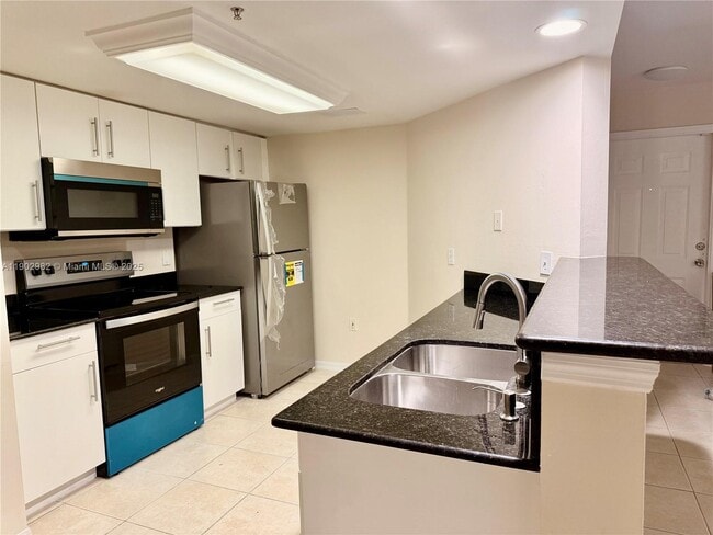 Photo - 1761 Four Mile Cove Pkwy Unidad 516