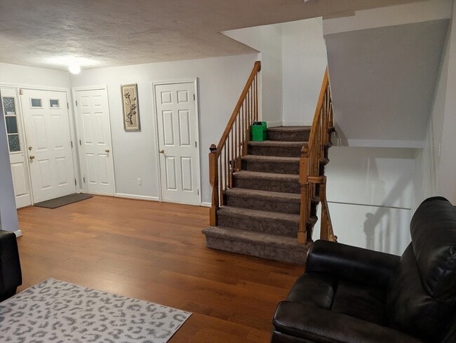 Photo - 35 Violetwood Cir