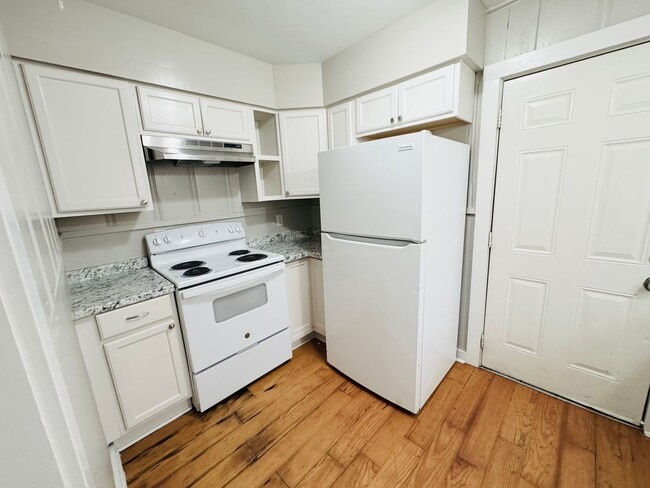 Photo - 3577 Mission Dr