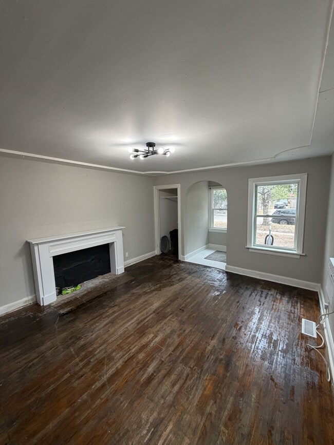 Photo - 1021 Jackson N Ave
