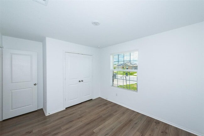 Photo - 147 Otter Rd