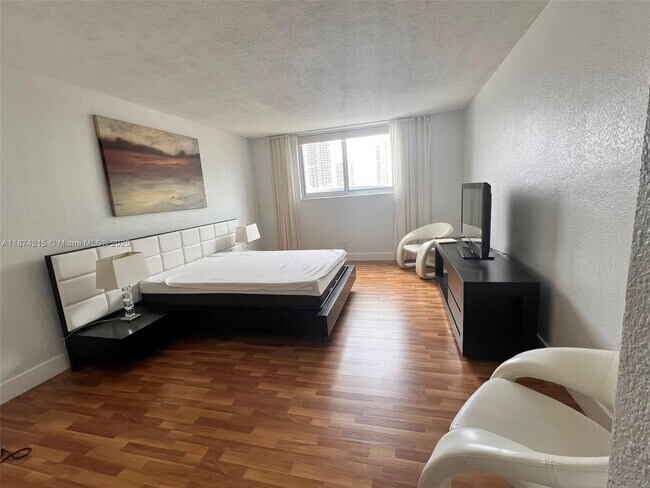 Photo - 19380 Collins Ave Unidad 601