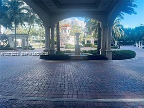 Photo - 20000 E Country Club Dr Unidad TS07