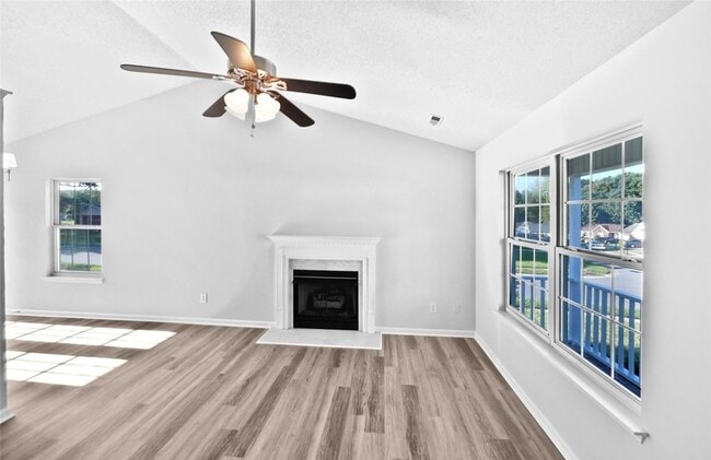 Photo - 1131 Summit Hills Dr