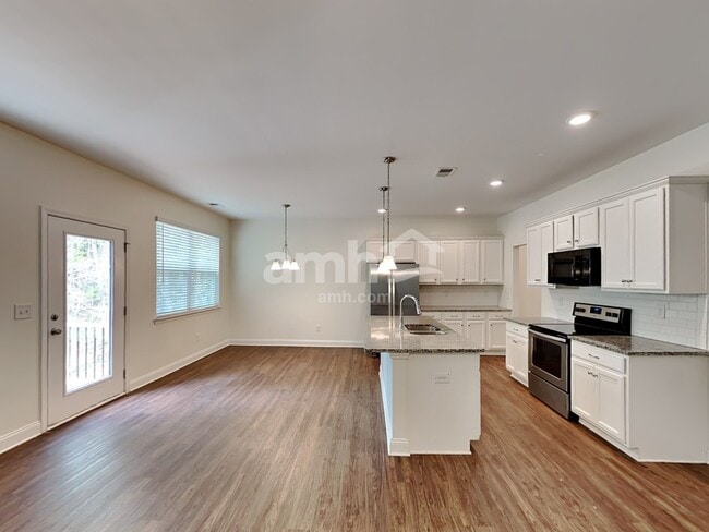 Photo - 138 Cobblestone Dr