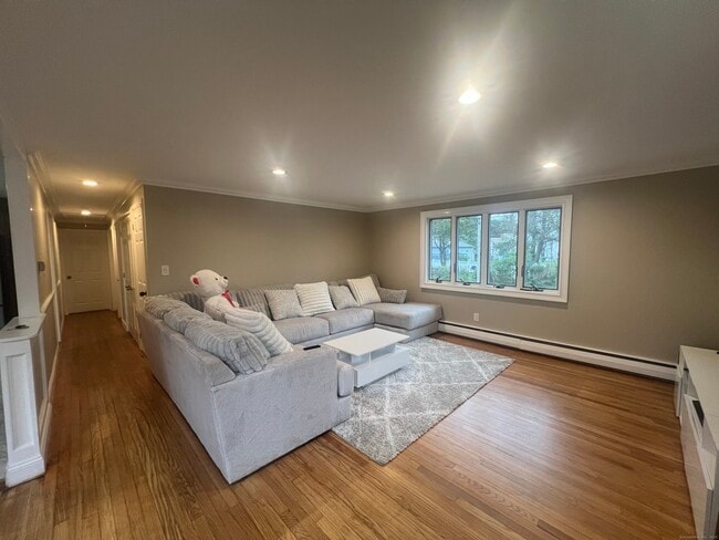 Photo - 25 Grey Rock Rd