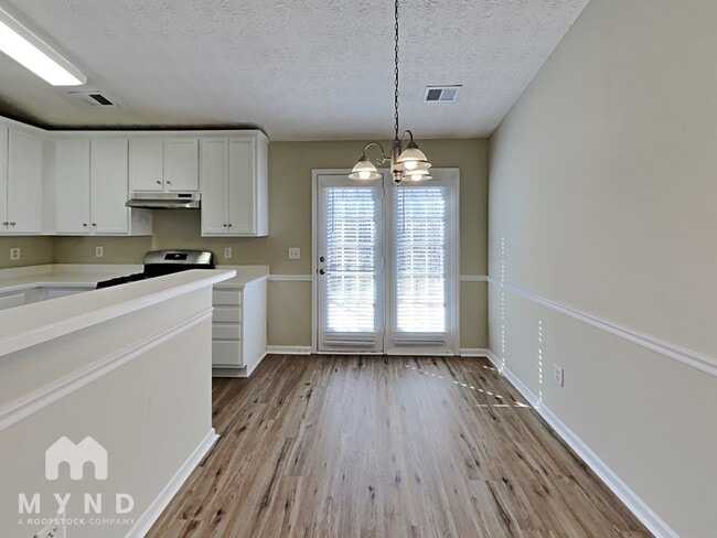 Photo - 185 Waters Edge Dr