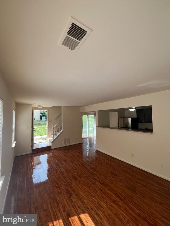 Photo - 9647 Hagel Cir