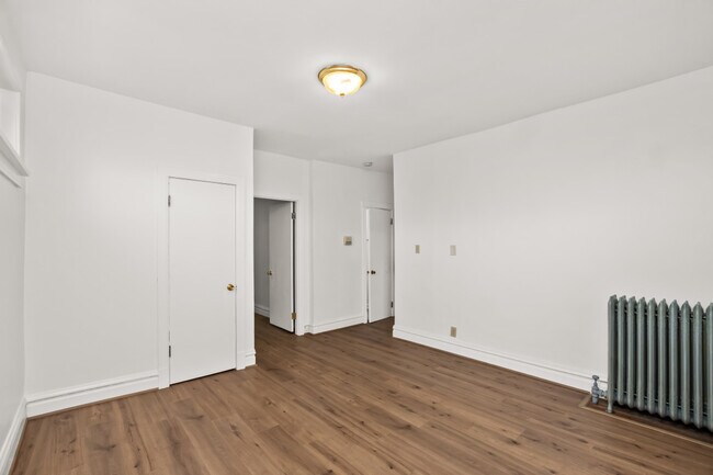 6144 S Indiana Ave Unit 3R
