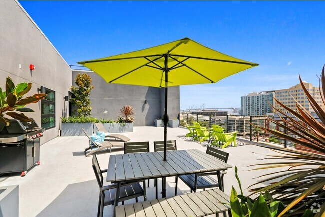 Building Photo - Thrive on 7th Rental