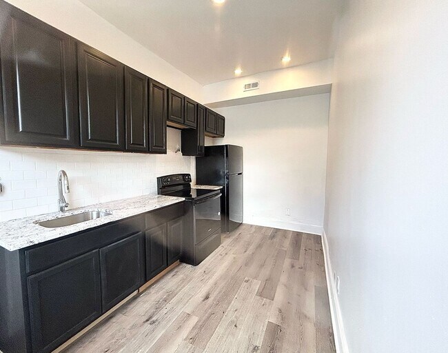 1801 W Erie Ave Unit 1801 Erie Ave #2