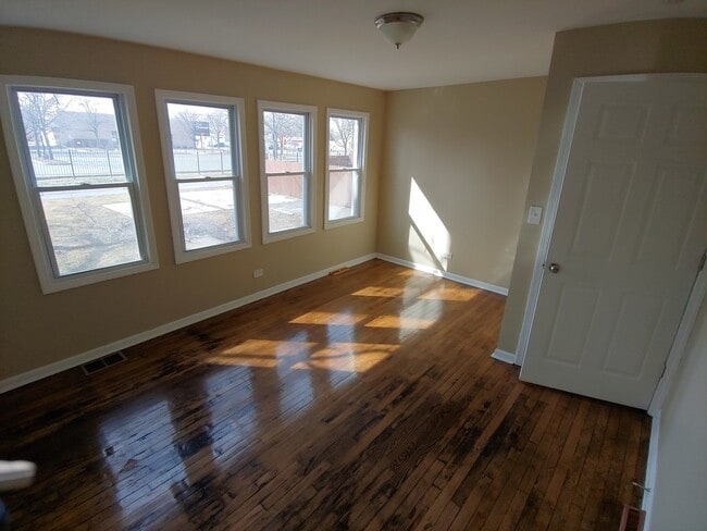 Photo - Beautiful 4BD/1BA Single Family Home