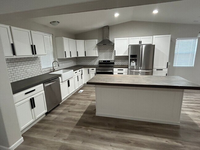 Photo - Horse Property