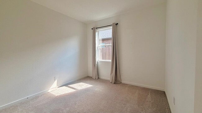 Photo - 1222 Sugar Dr