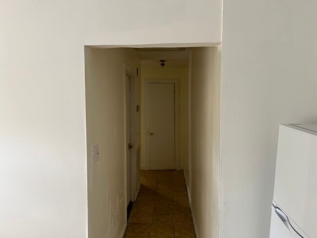 Photo - 1156 Wilson St Unit front