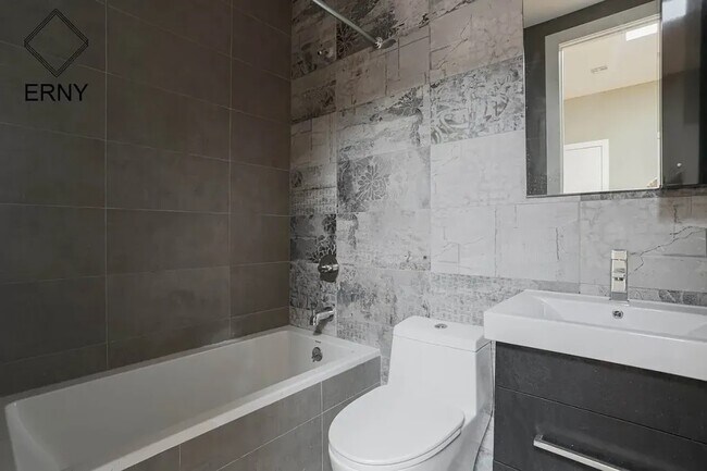 Photo - Furnished room/NOT APARTMENT Unit 2R