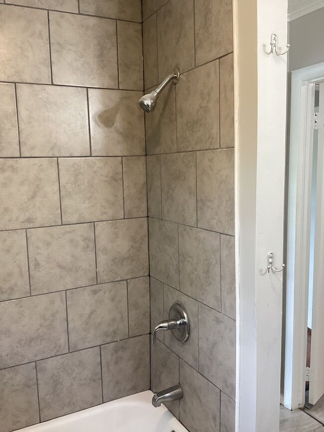 Photo - For Rent / En Alquiler 3 Bedroom House Lakehurst