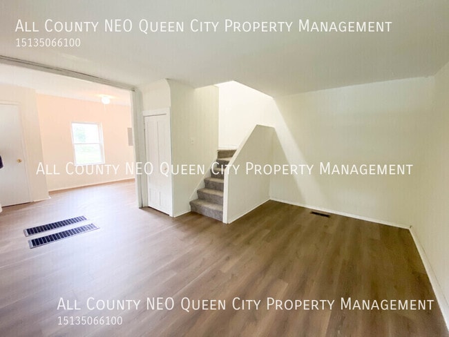 Photo - 7944 Harrington Ave