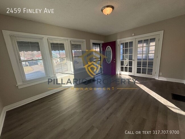 Photo - 2459 Finley Ave