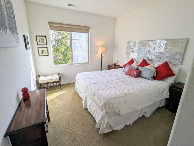 Photo - 2222 Capistrano Way