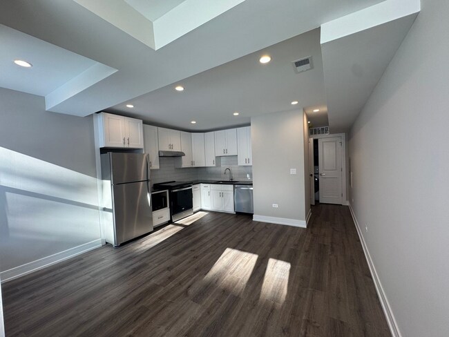 Photo - 1712 W Lunt Ave Unidad 101